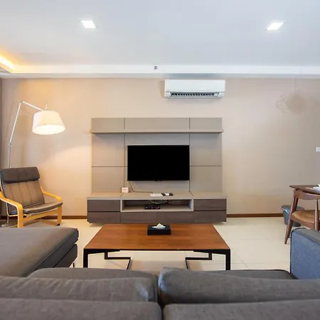 The Landmark Seaview Suite